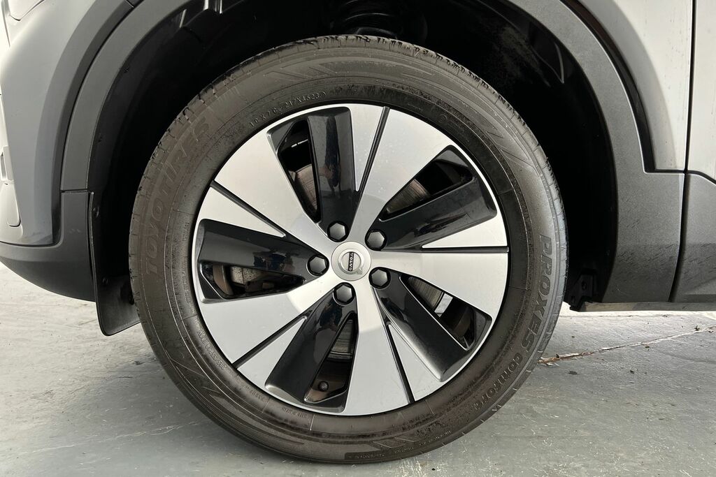 Volvo XC40 2.0 B3p Core Black #51