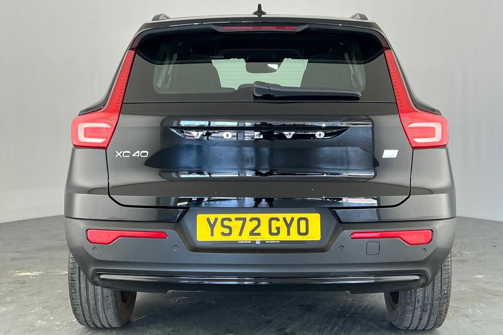 Volvo XC40 2.0 B3p Core Black #77