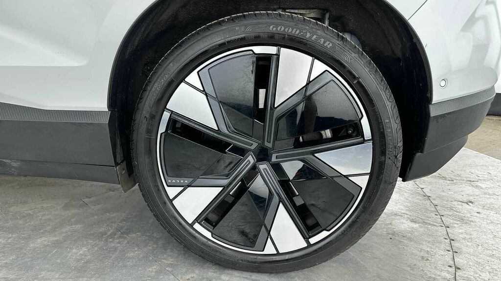 Volvo EX30 Single Motor Extended Range 69Kwh Plus Suv Ele Grey #15