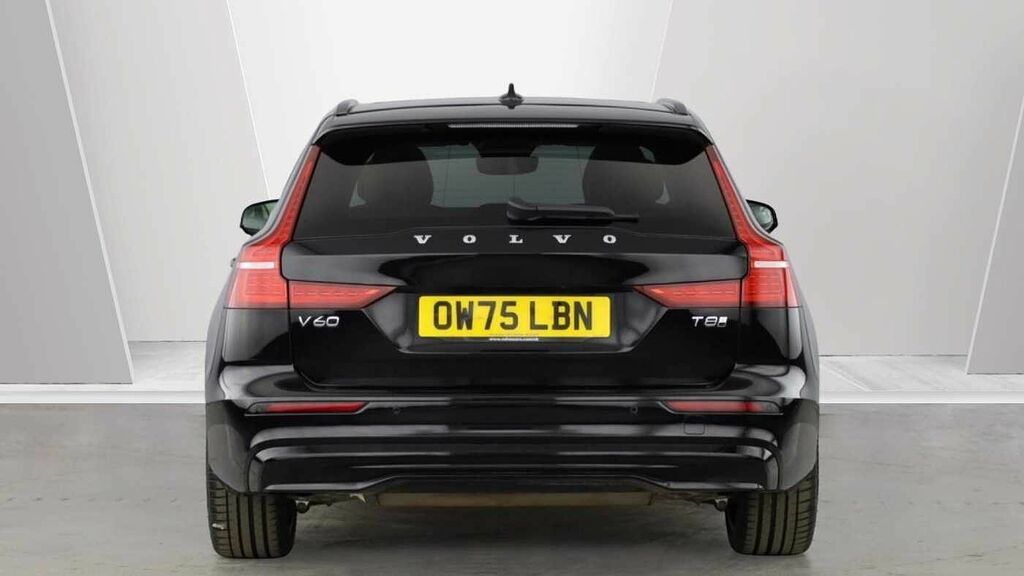 Volvo V60 Ultra, T8 Awd Plug-in Hybrid, Dar Black #4