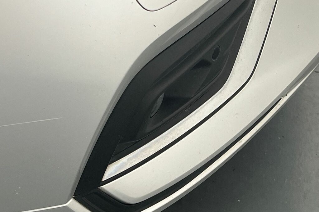 Volvo V60 D3 Momentum Plus Black #23