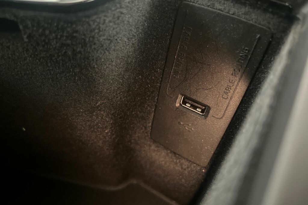 Volvo V60 D3 Momentum Plus Black #34
