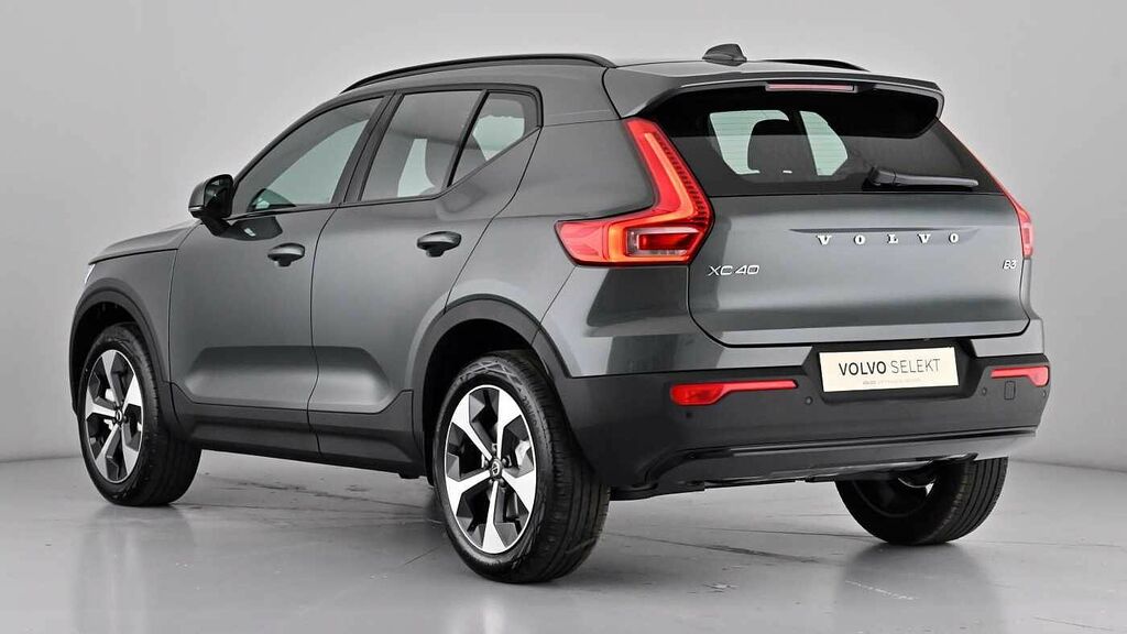 Volvo XC40 Plus Dark B3 Mild Hybrid Delivery Miles YY26ACL  #2