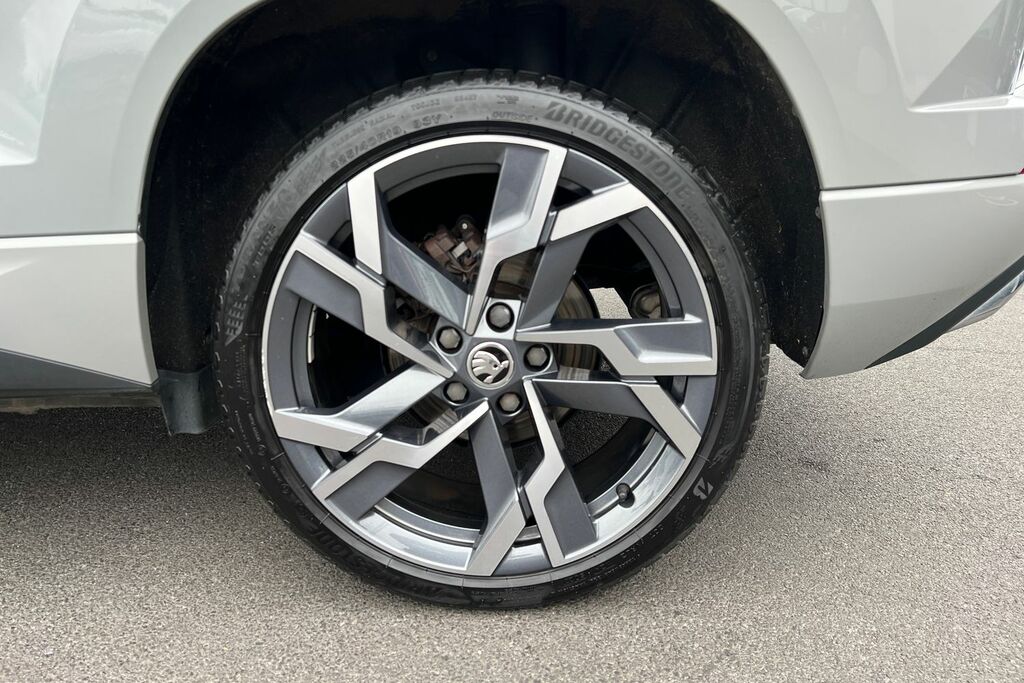 Skoda Karoq 1.5 Tsi Act Sportline Dsg Euro 6 Ss YY24UMO Grey #5