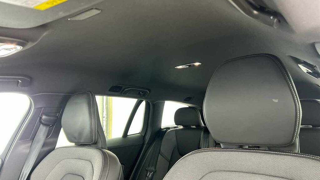 Volvo V60 2L Ultimate White #10