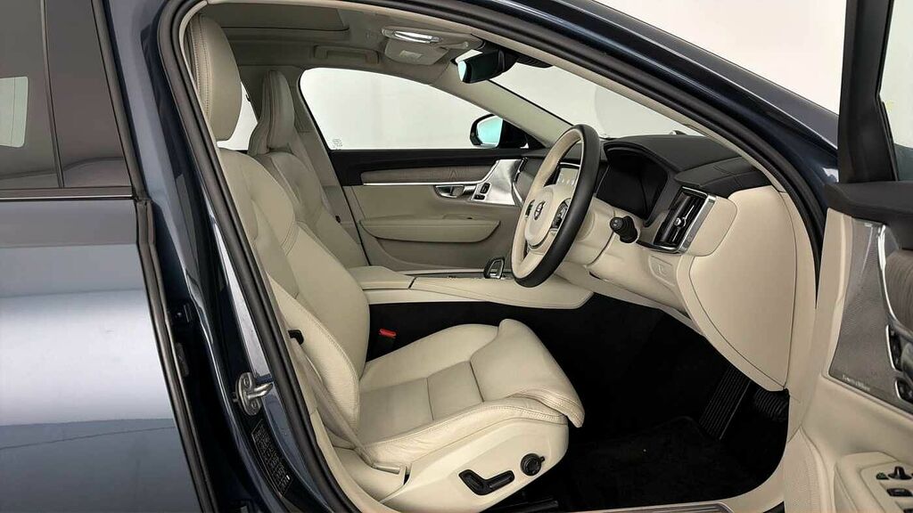 Volvo V90 2.0 B5p Ultimate Dark Black #23