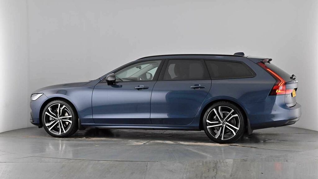 Volvo V90 2.0 B5p Ultimate Dark Black #54