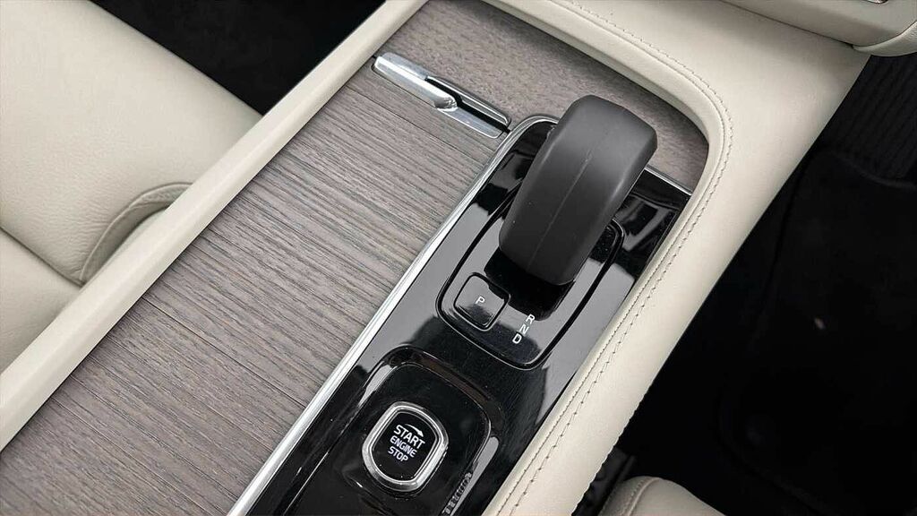 Volvo V90 2.0 B5p Ultimate Dark Black #14