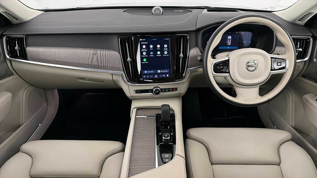 Volvo V90 2.0 B5p Ultimate Dark Black #11