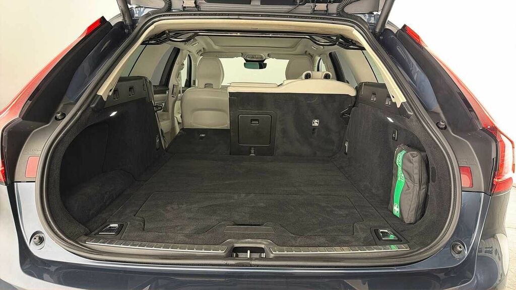Volvo V90 2.0 B5p Ultimate Dark Black #29