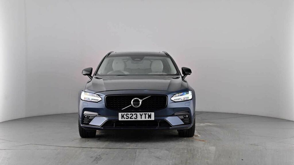 Volvo V90 2.0 B5p Ultimate Dark Black #44