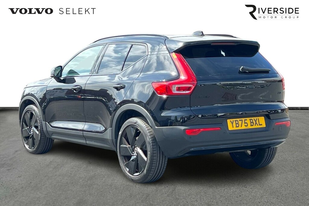 Volvo XC40 Black Edition Plus, B3 Mild Hybrid, Low Ro Black #5