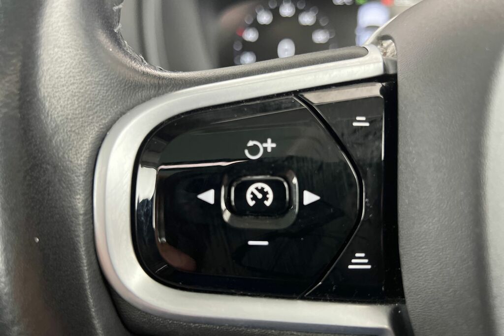 Volvo XC90 Xc90 R-design B5 Awd Silver #11