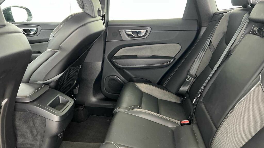 Volvo XC60 2.0 B4d R Design Awd Geartronic Black #7