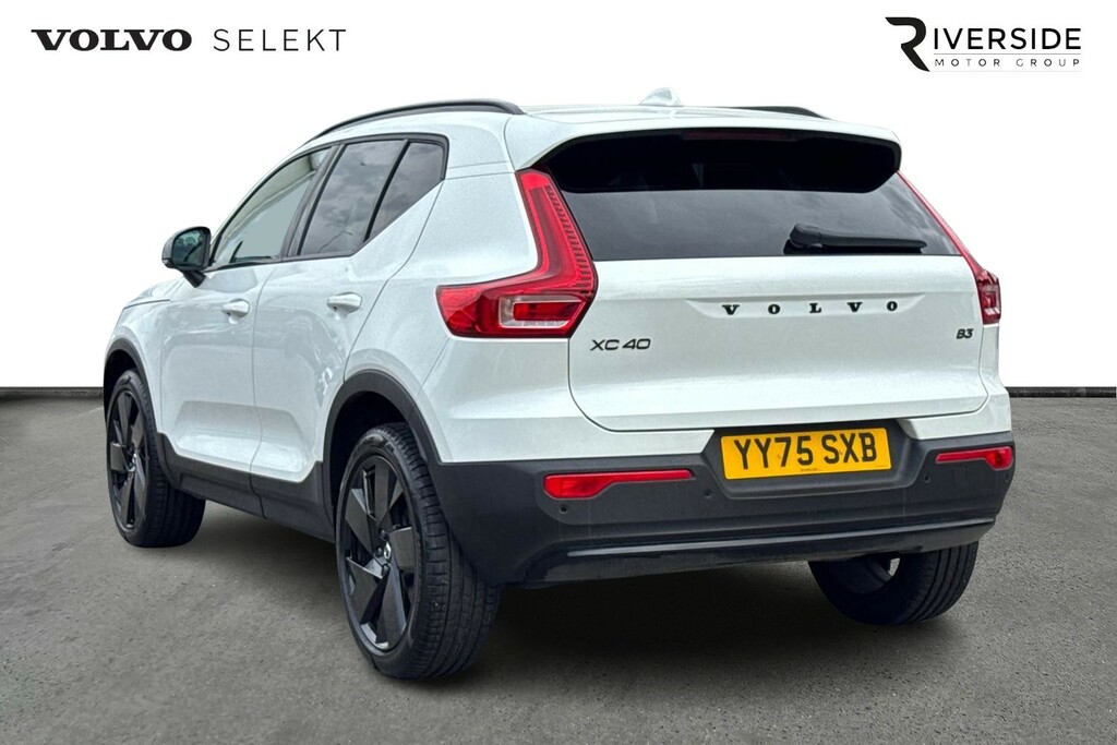 Volvo XC40 Black Edition Plus, B3 Mild Hybrid, YY75SXB White #3