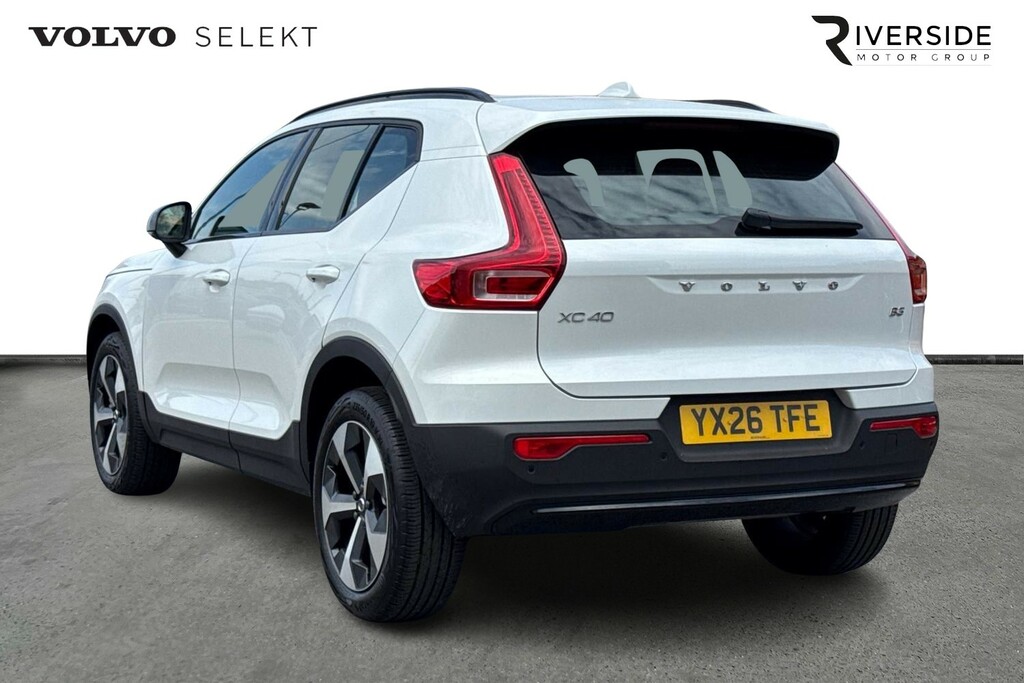 Volvo XC40 Plus, B3 Mild Hybrid, Dark YX26TFE White #6