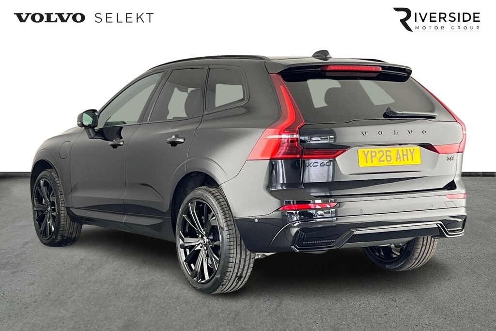 Volvo XC60 T6 Black Edition Plus, Awd Plug-in Hybrid, Electri Black #5