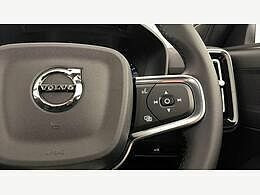 Volvo XC40 2.0 B3p Ultra Dark Blue #12