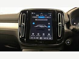 Volvo XC40 2.0 B3p Ultra Dark Blue #18