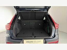 Volvo XC40 2.0 B3p Ultra Dark Blue #21