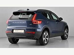 Volvo XC40 2.0 B3p Ultra Dark Blue #23