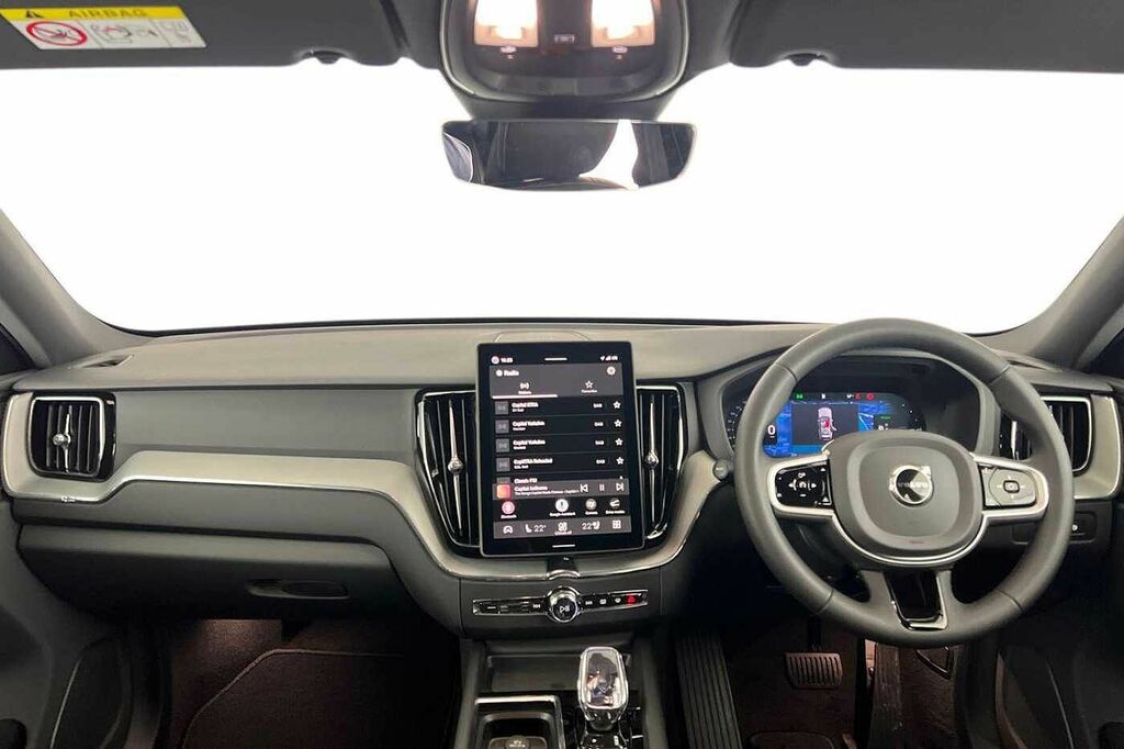 Volvo XC60 T6 Black Edition Plus, Awd Plug-in Hybrid, Electri YR26XEM Black #6