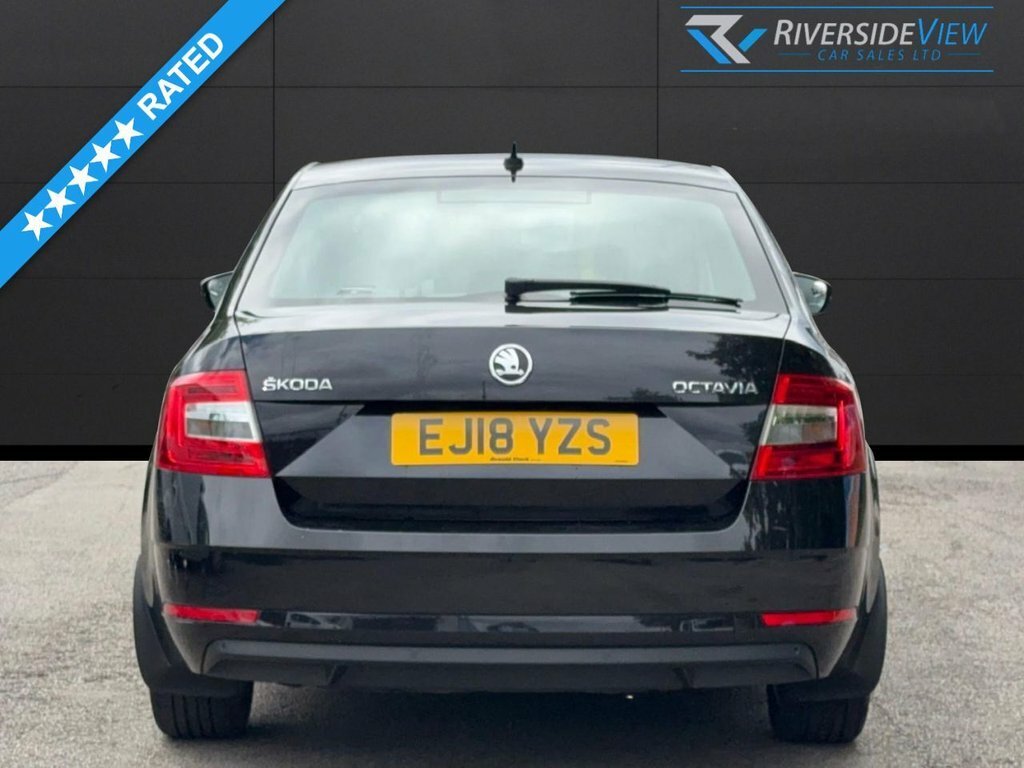 Skoda Octavia 2L Se Technology EJ18YZS Black #5