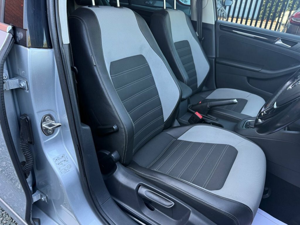 Volkswagen Jetta Blue #9