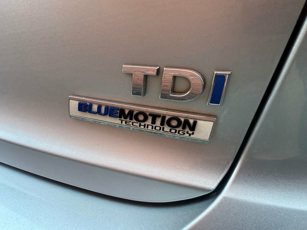 Volkswagen Jetta Blue #25