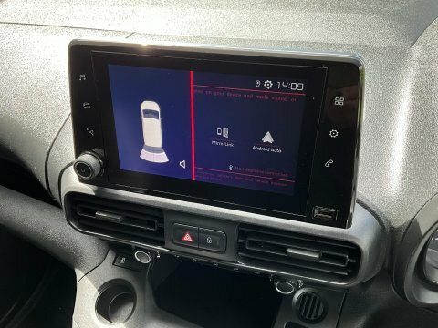 Citroen Berlingo White #16