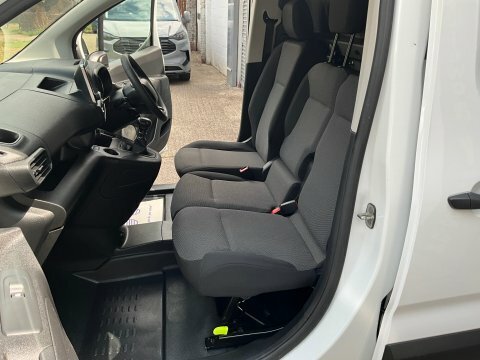 Citroen Berlingo White #12