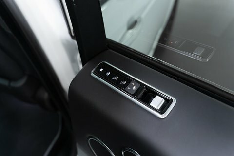 Land Rover Range Rover 4.4 Sd V8 B2BMJ  #4