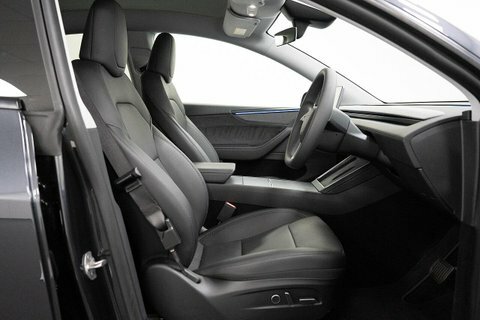 Tesla Model Y 84.7Kwh Dual Motor #3