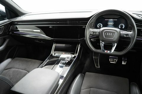 Audi Q8 3.0 Tfsi V6 KM22OXR #6