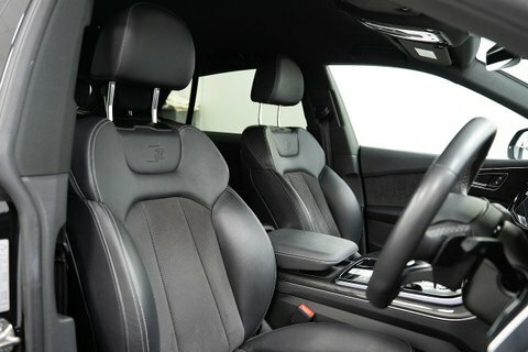 Audi Q8 3.0 Tfsi V6 KM22OXR #3