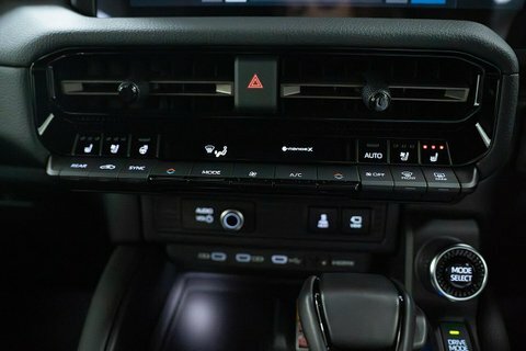 Toyota Land Cruiser 2.8 D-4d 204 Invincible 7 Seats  #11