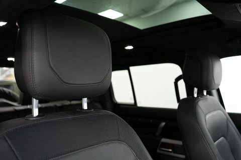 Land Rover Defender 2.0 P400e 15.4Kwh #4