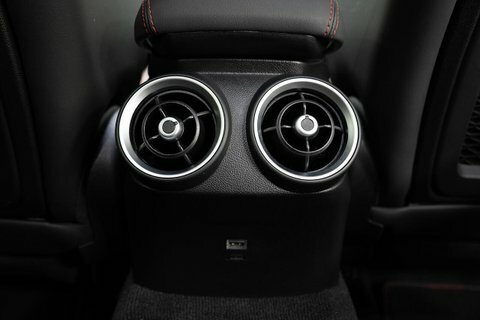 Alfa Romeo Giulia  Black #17