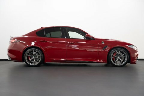 Alfa Romeo Giulia  Black #23