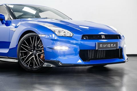 Nissan GT-R Premium Edition 3.8 #5