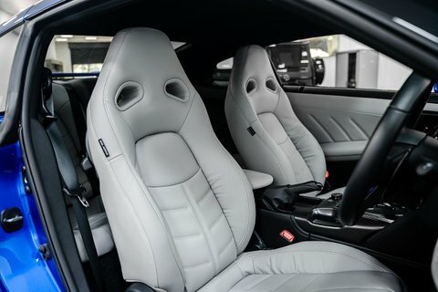 Nissan GT-R Premium Edition 3.8 #2