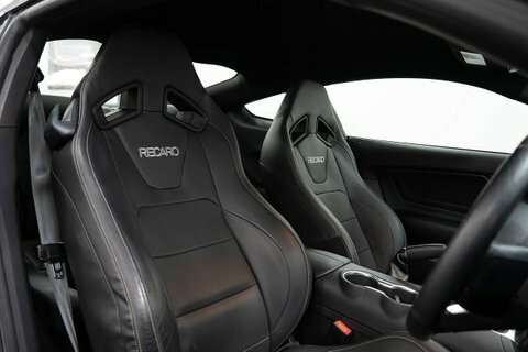Ford Mustang 5.0 V8 Gt 