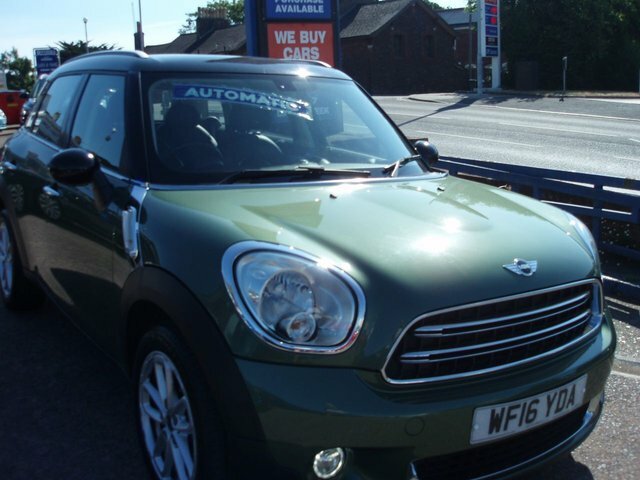 Mini Countryman 2.0 Cooper D Suv Green