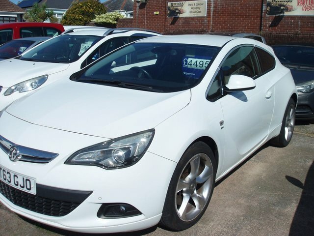 Vauxhall Astra GTC 1.4T Sri Coupe White