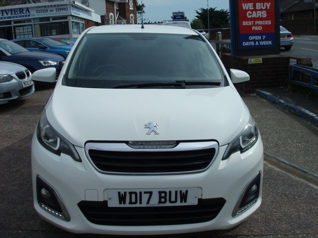 Peugeot 108 1.2 Puretech Allure Hatchback White #2
