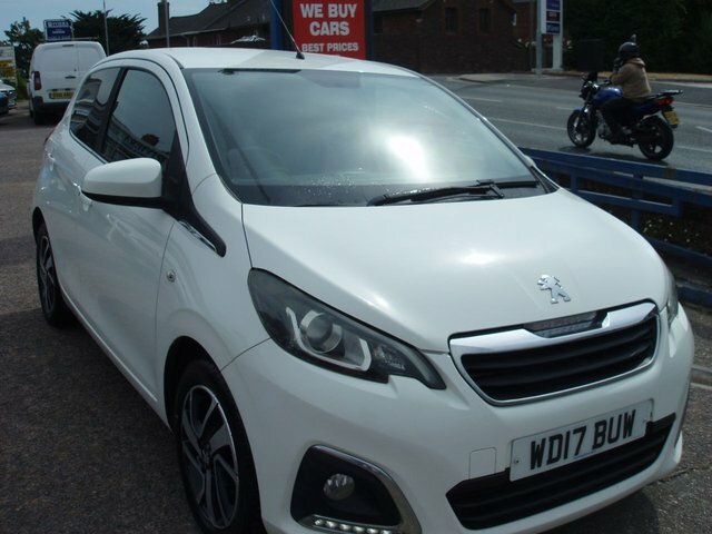 Peugeot 108 1.2 Puretech Allure Hatchback White