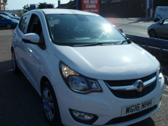 Vauxhall Viva 1.0I Se Hatchback White