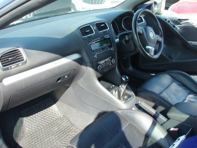 Volkswagen Golf 1.6 Tdi 105 Match Blue #10