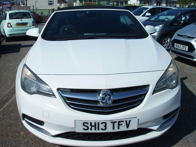 Vauxhall Cascada 2.0 Cdti Se Convertible White #2