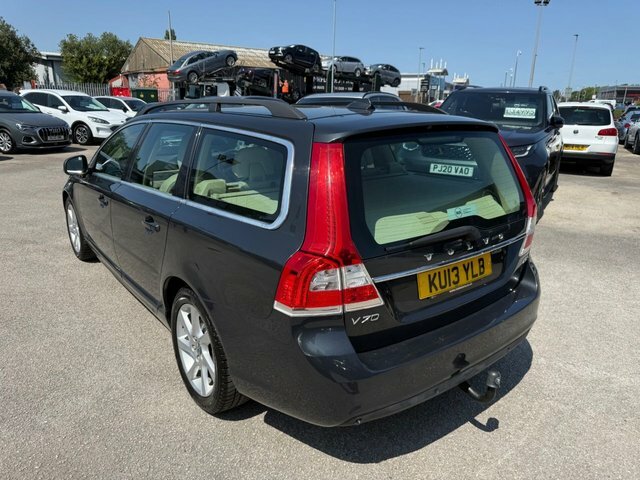 Volvo V70 D2 Se Nav Estate Grey #5